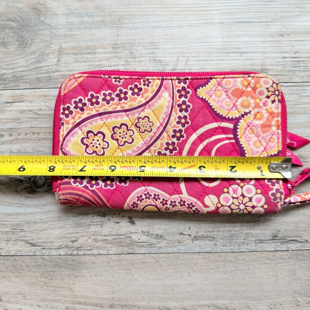 Vera Bradley Y2K Wristlet Raspberry Fizz Zip Around Wallet Pink Floral Paisley - Picture 7 of 11